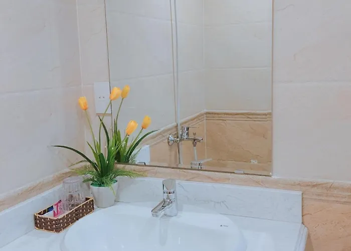 Trang Tay Hotel *
